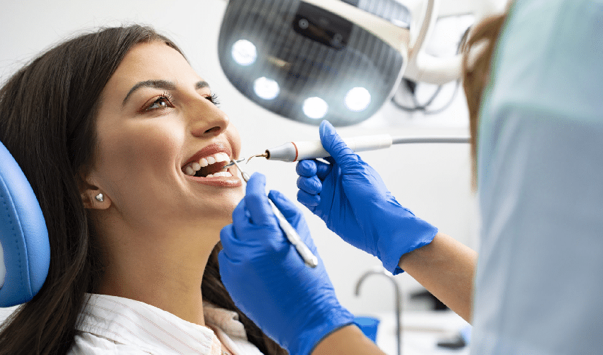 Santa’s Preferred Dental Elves: Embrace the Festive Season with Exceptional Family Dentistry!
