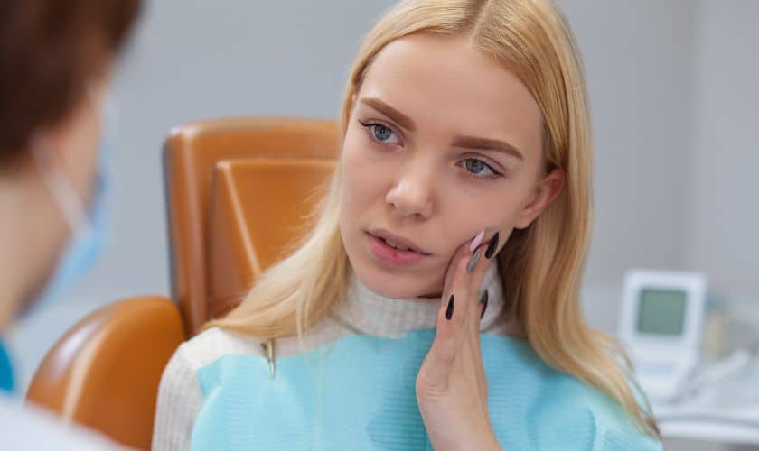 Home and Natural Remedies for Toothache Pain